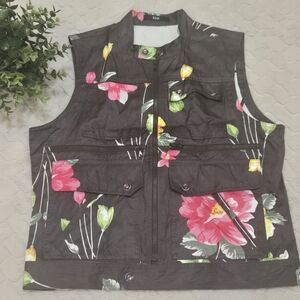 Kial Brown and Pink Floral Sleeveless Zipper Vest with Pockets, One Size